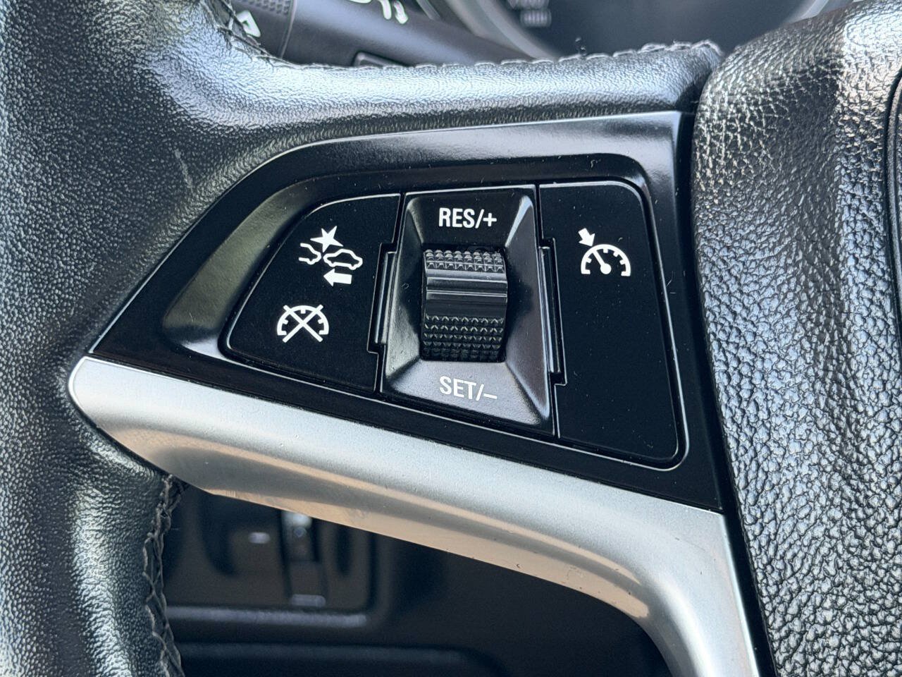 Used 2017 Buick Cascada Premium FWD image 39