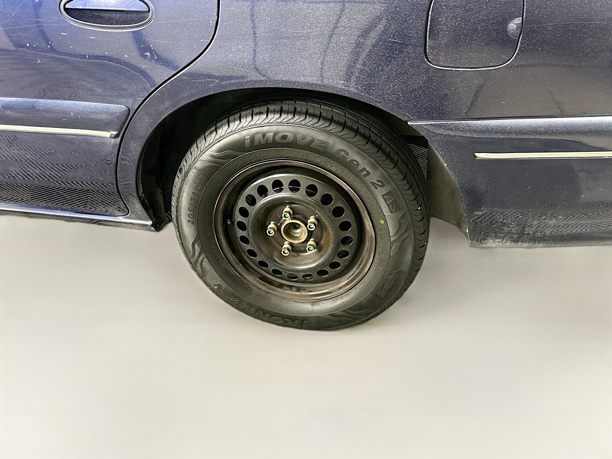 Used 2000 Buick Century Custom w/ Elite Pkg FWD image 11
