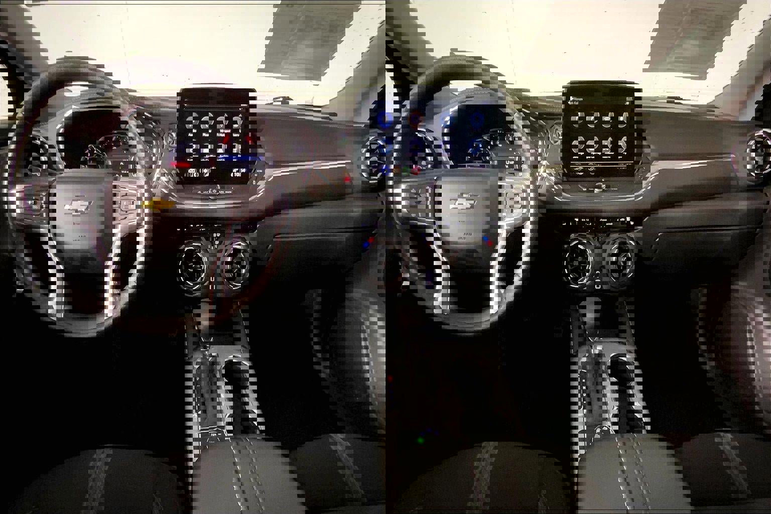 Used 2025 Chevrolet Blazer LT image 15