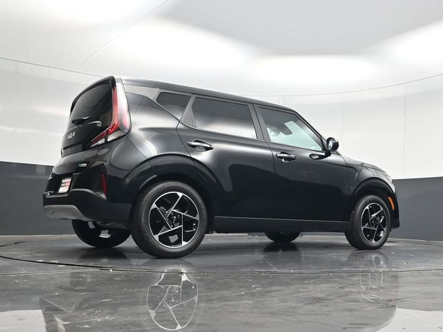 Used 2025 Kia Soul EX image 48