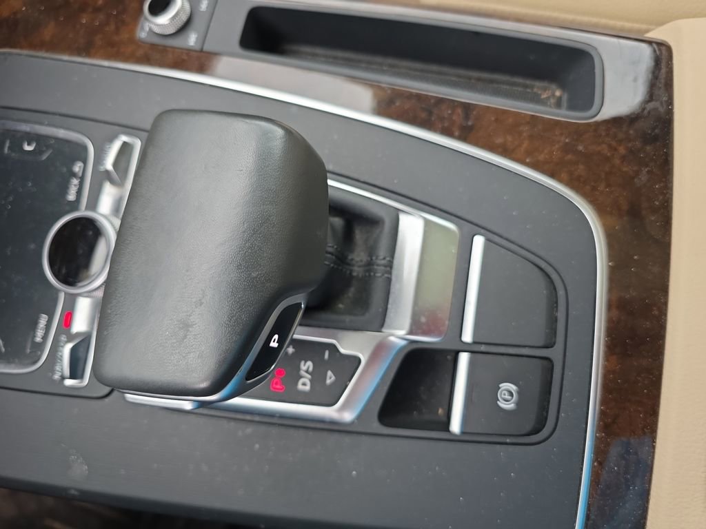 Used 2018 Audi Q5 2.0T Premium Plus w/ Premium Plus Package image 21