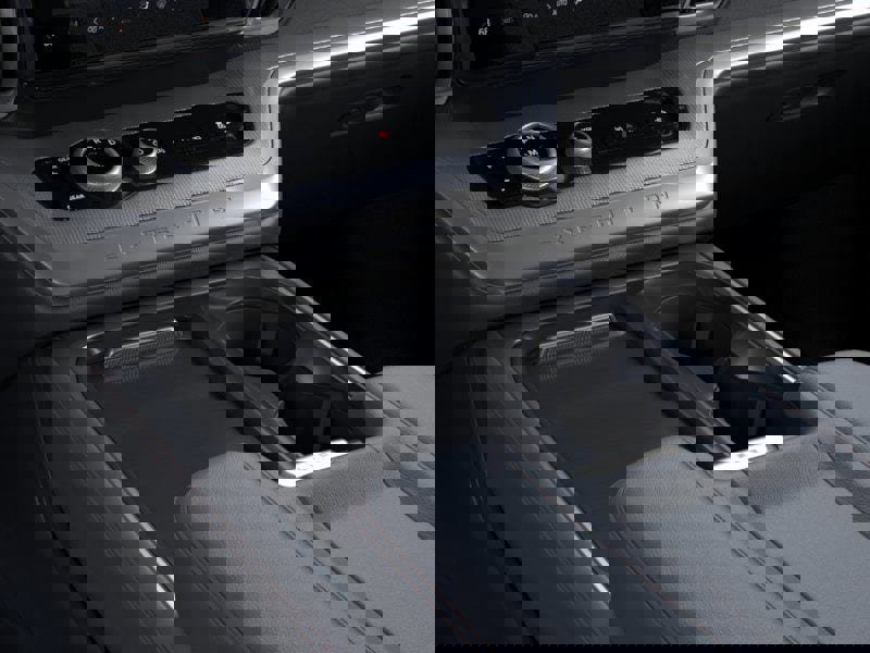 New 2025 Ford Expedition Active image 38