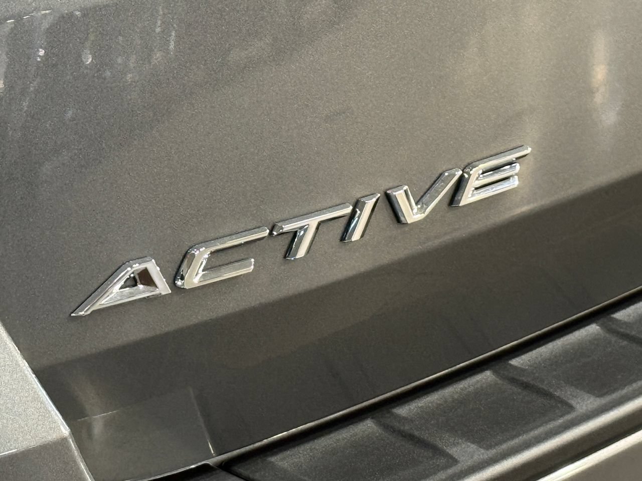 New 2026 Ford Explorer Active w/ Active Comfort Package AWD/4WD image 3