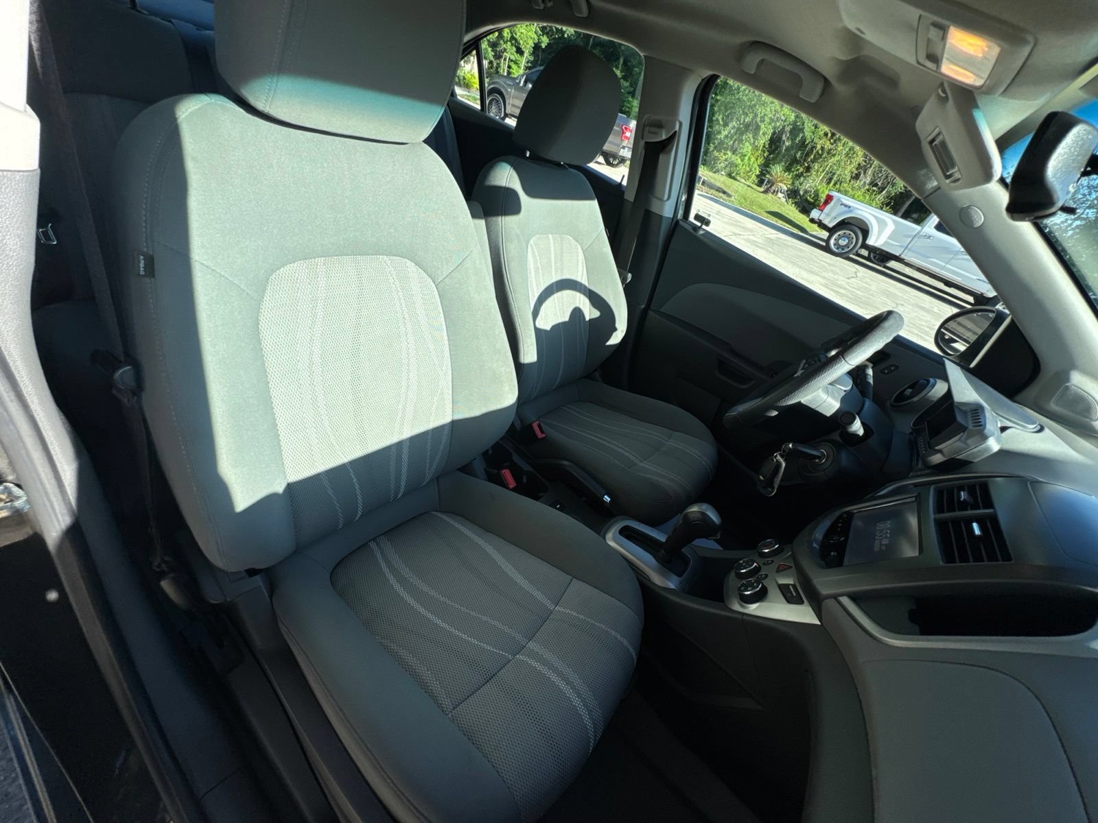Used 2015 Chevrolet Sonic LT FWD image 15