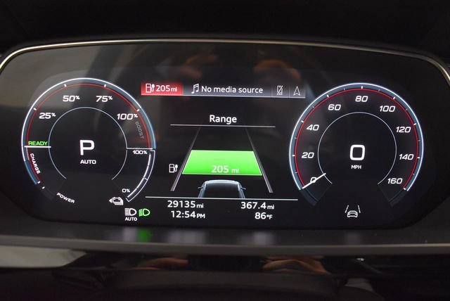 Used 2021 Audi e-tron Premium w/ Convenience Plus Package AWD/4WD image 25
