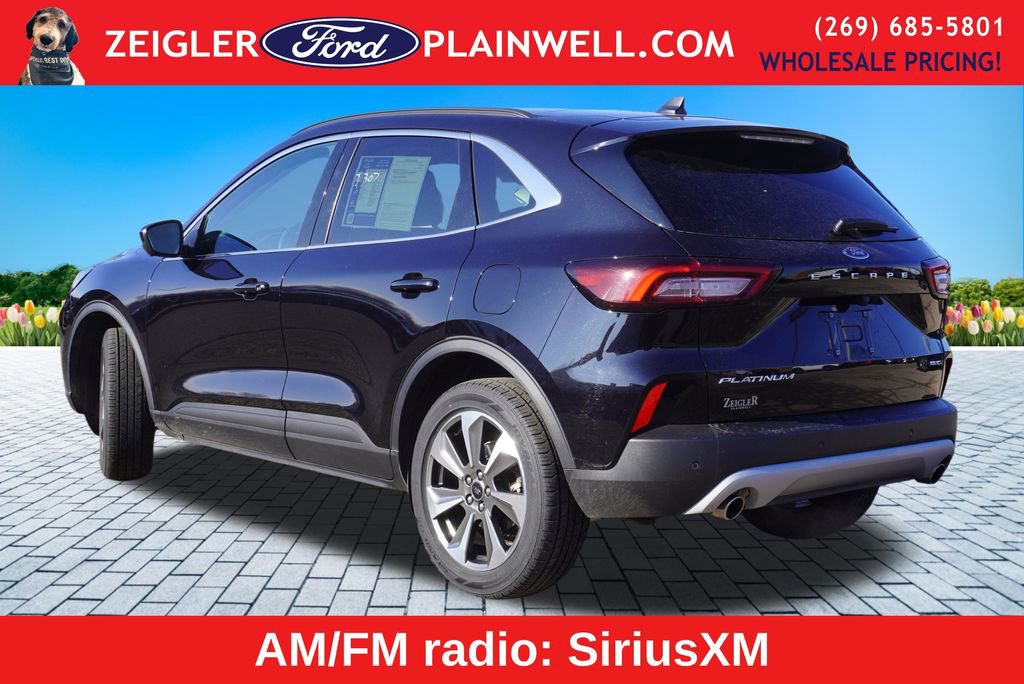Used 2024 Ford Escape Platinum image 3