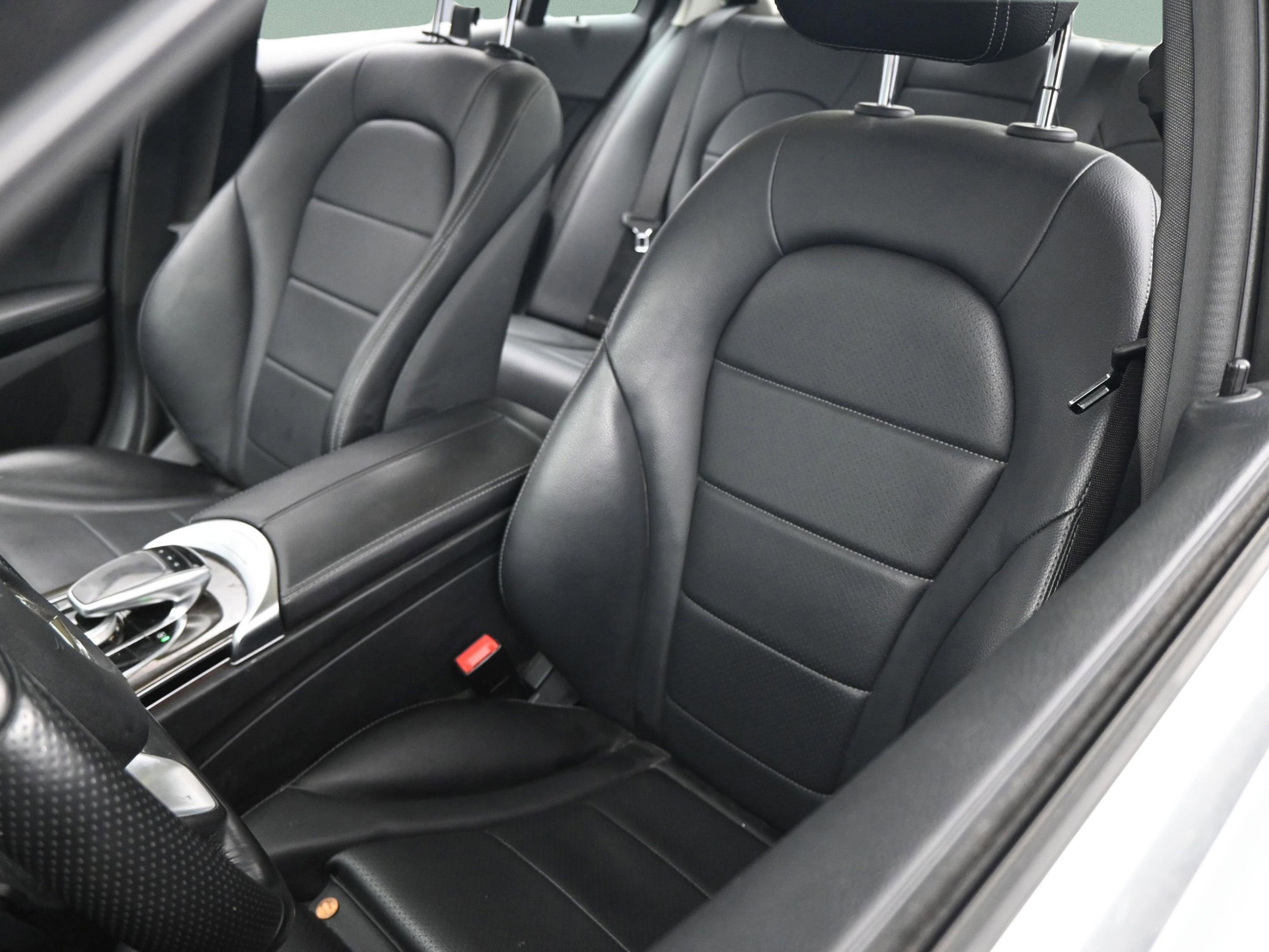 Used 2017 Mercedes-Benz C 300 4MATIC Sedan w/ Premium 3 Package image 36