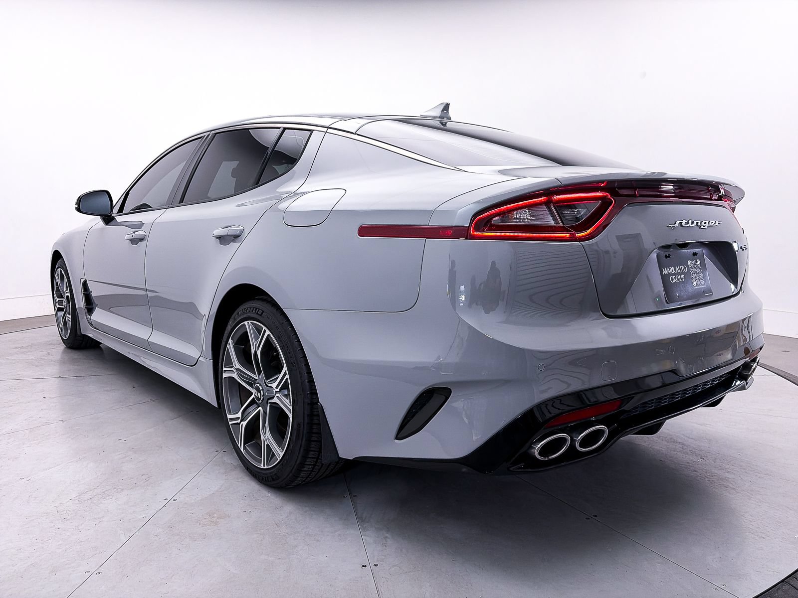 Used 2021 Kia Stinger GT-Line w/ Sun & Sound Package RWD image 15
