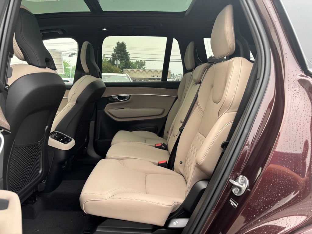 New 2026 Volvo XC90 B5 Core w/ Protection Package Premier AWD/4WD image 16