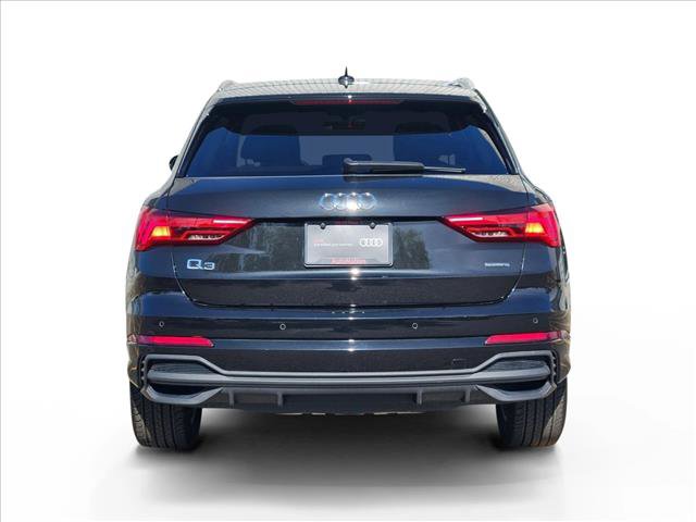 Used 2025 Audi Q3 2.0T Premium w/ Convenience Package AWD/4WD image 5