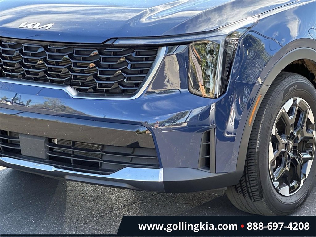 Certified 2024 Kia Sorento S w/ Panoramic Sunroof Package image 6