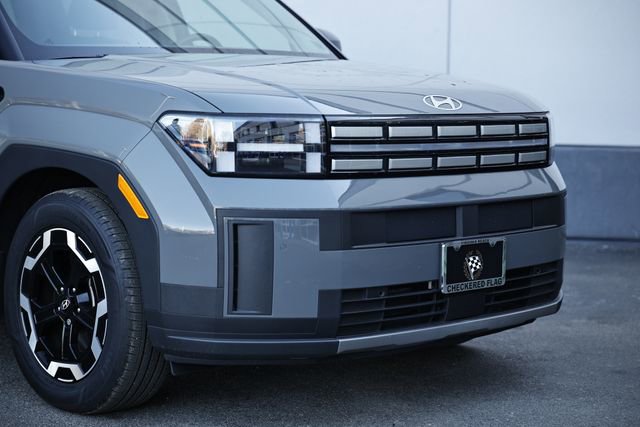 Used 2024 Hyundai Santa Fe SE image 2