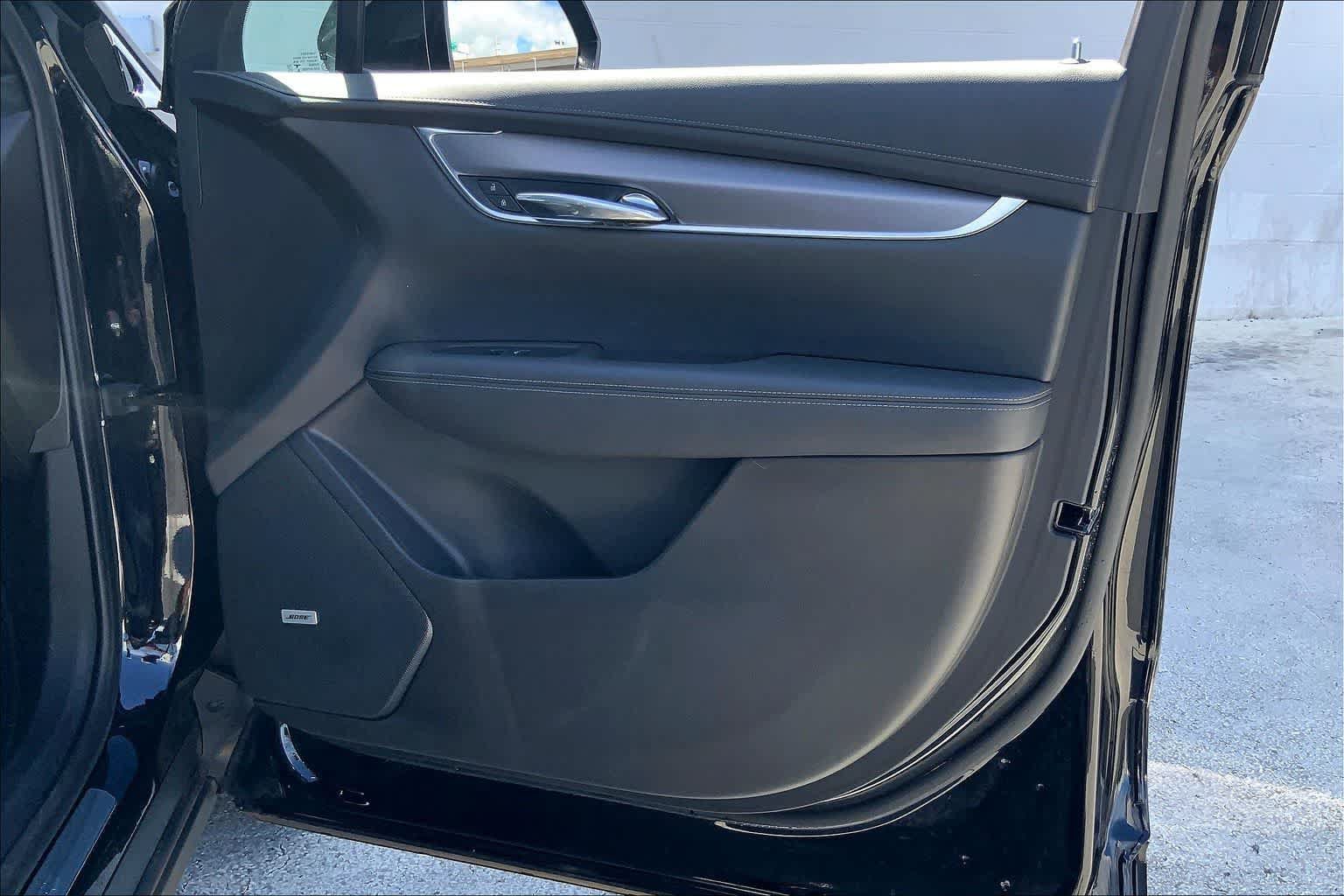 Used 2023 Cadillac XT6 Luxury FWD image 28