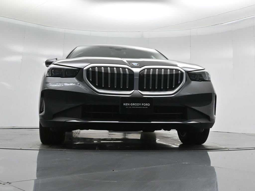 Used 2025 BMW 530i image 43