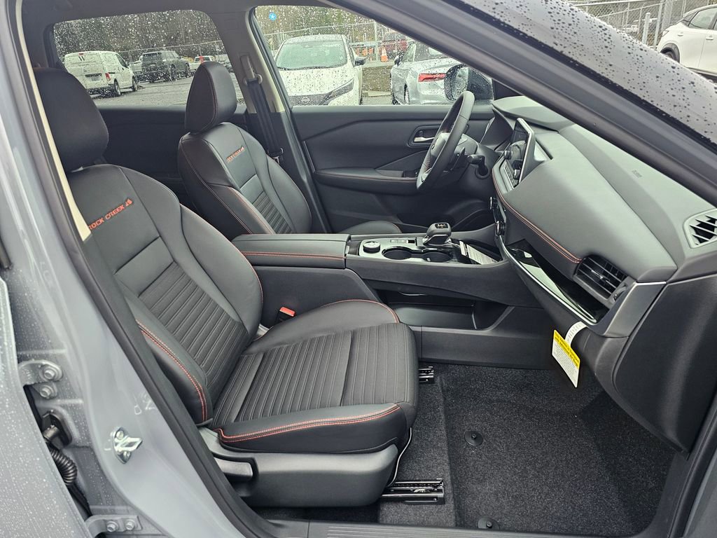 New 2026 Nissan Rogue SV image 25
