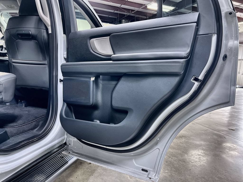 New 2026 Ford Expedition Active AWD/4WD image 26
