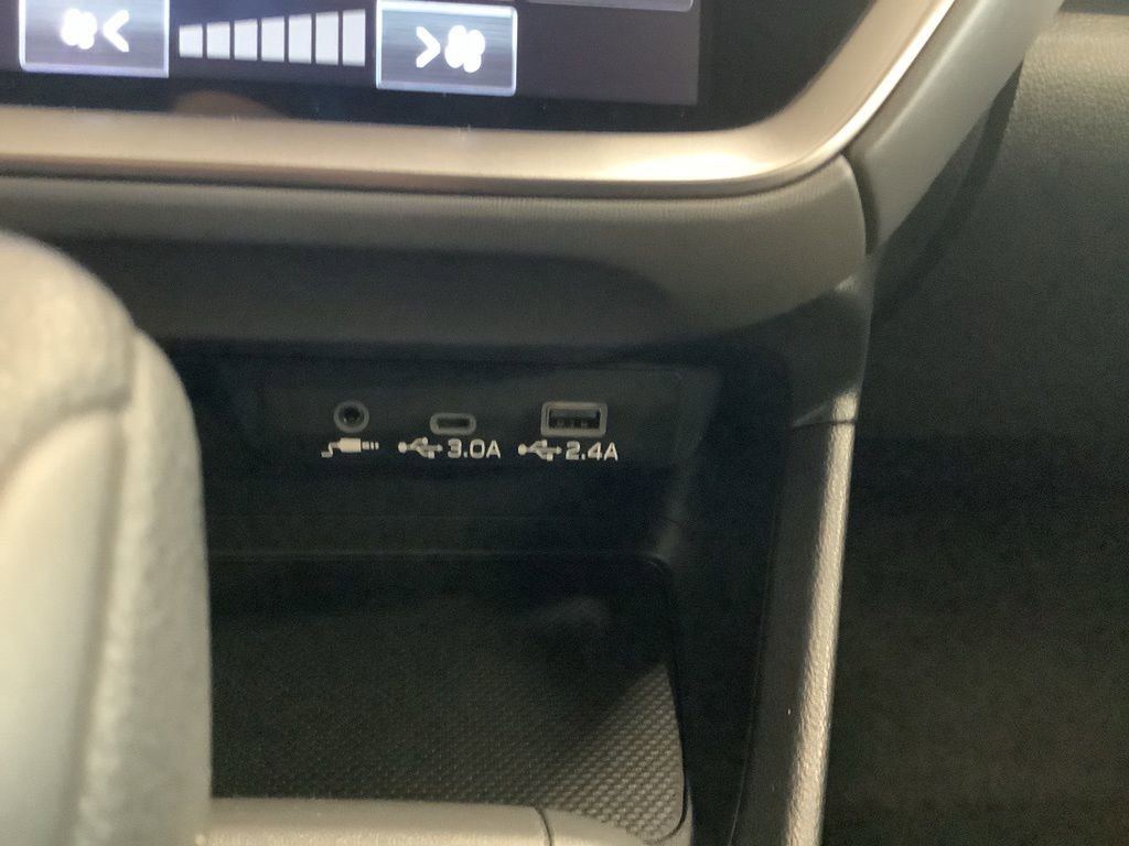 Used 2024 Subaru Crosstrek 2.0i Premium image 15