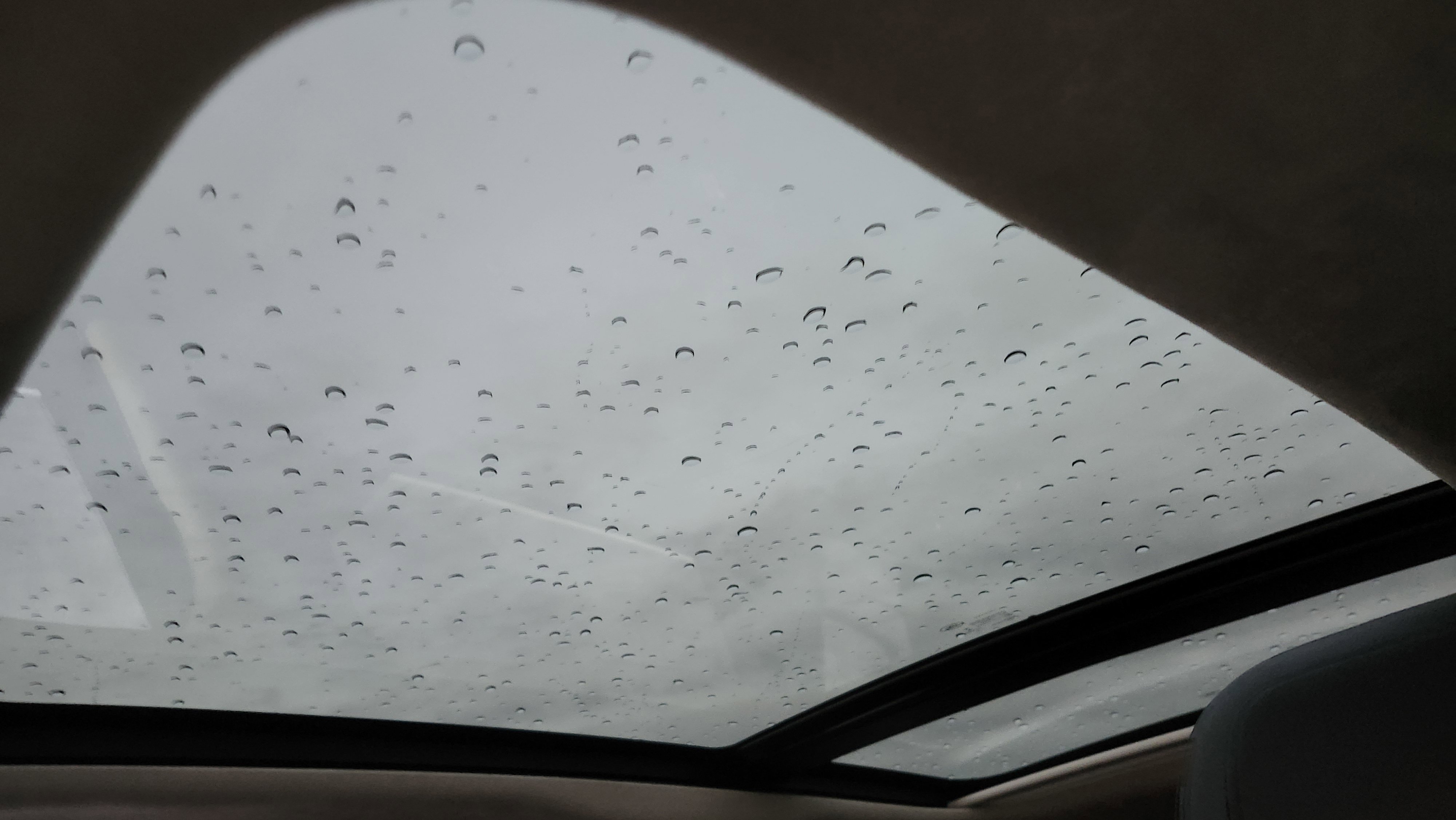 Used 2020 Jaguar F-PACE Premium image 26