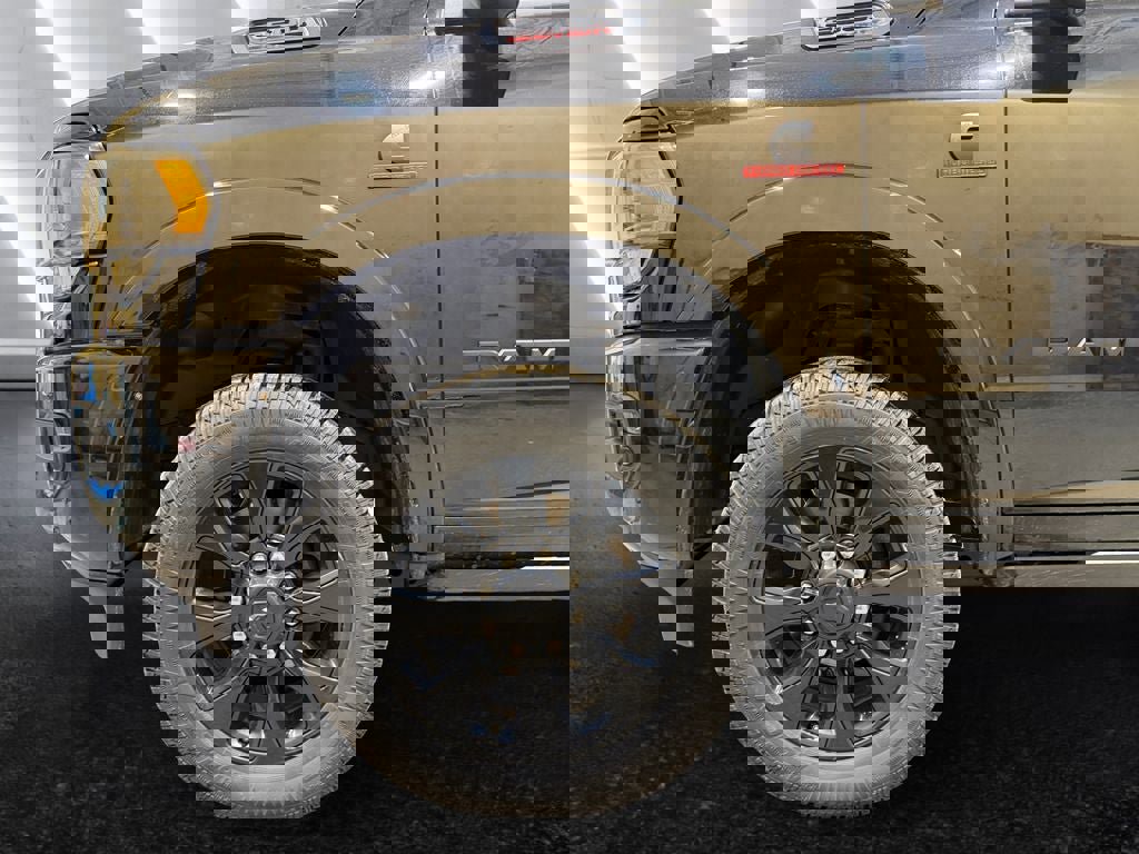 Used 2020 RAM 2500 Limited image 12