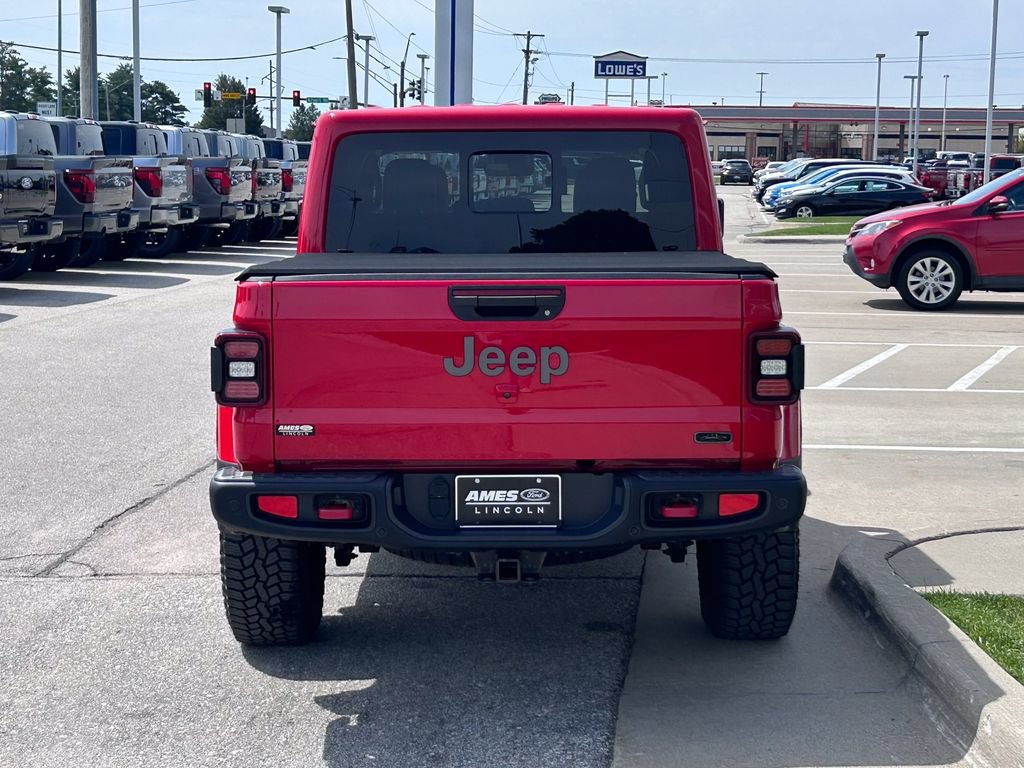 Used 2020 Jeep Gladiator Rubicon w/ Advanced Safety Group AWD/4WD image 5