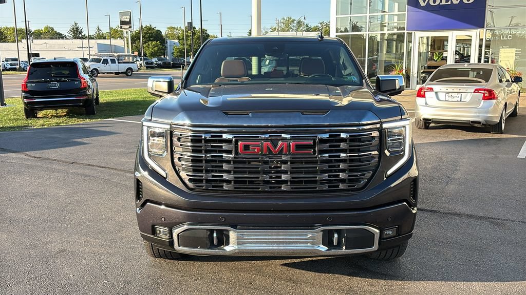 Used 2024 GMC Sierra 1500 Denali Ultimate AWD/4WD image 5