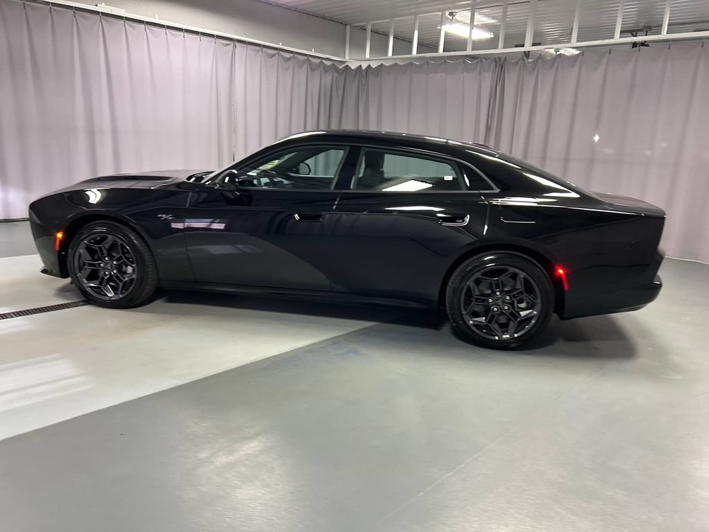 New 2026 Dodge Charger R/T AWD/4WD image 4