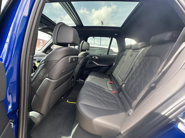 New 2026 BMW X5 M60i AWD/4WD image 5