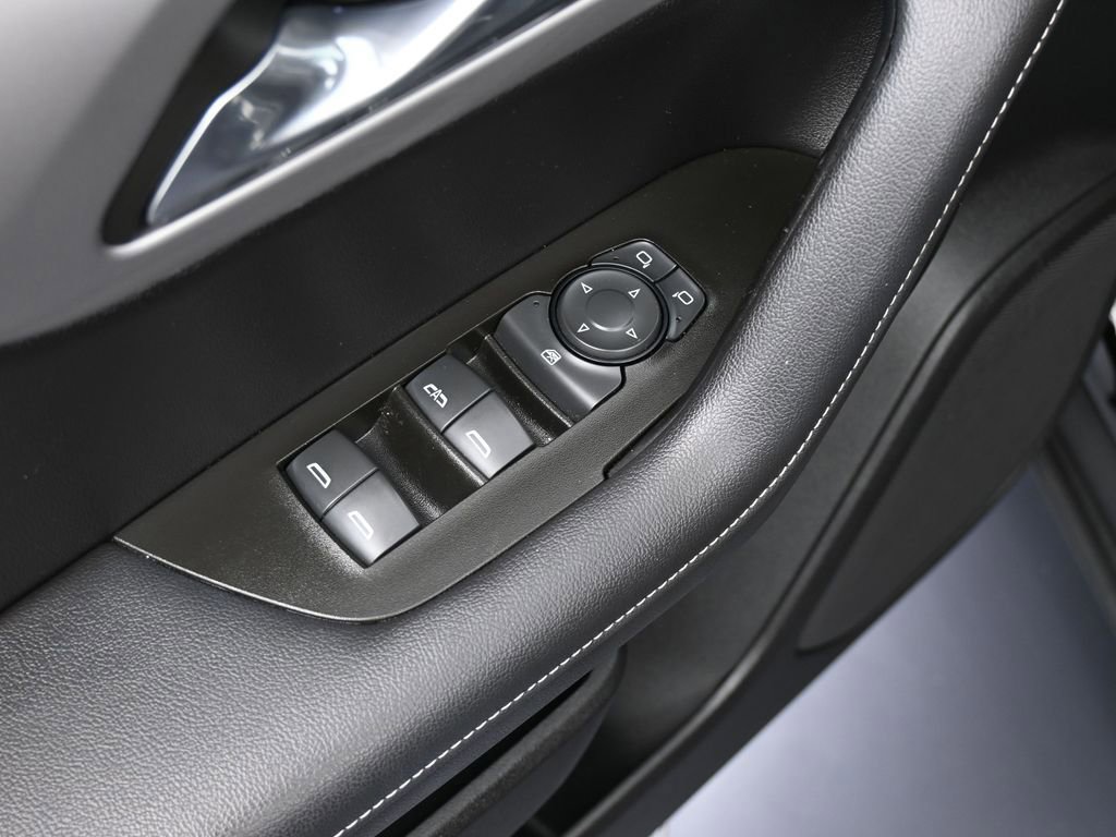 Certified 2023 Chevrolet Blazer LT w/ Driver Confidence Package image 16