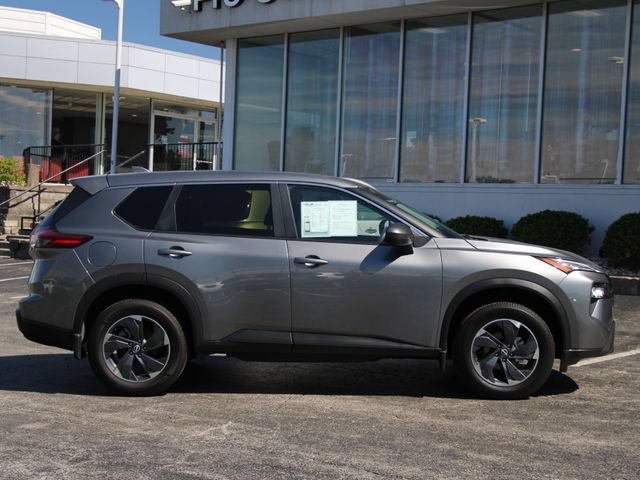 Certified 2024 Nissan Rogue SV AWD/4WD image 11