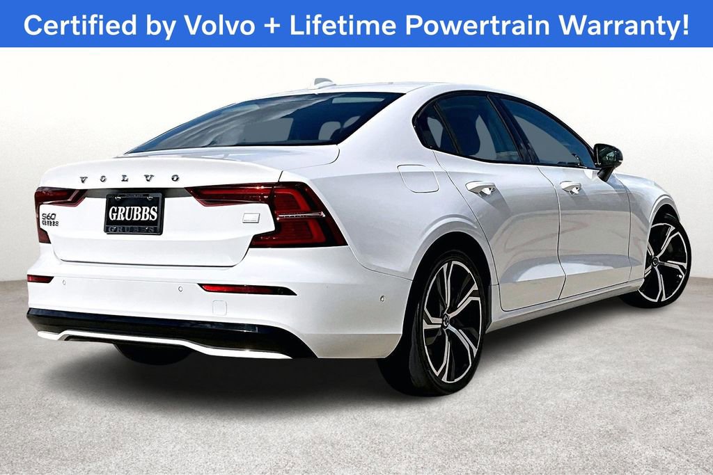 Used 2023 Volvo S60 T8 Plus image 2