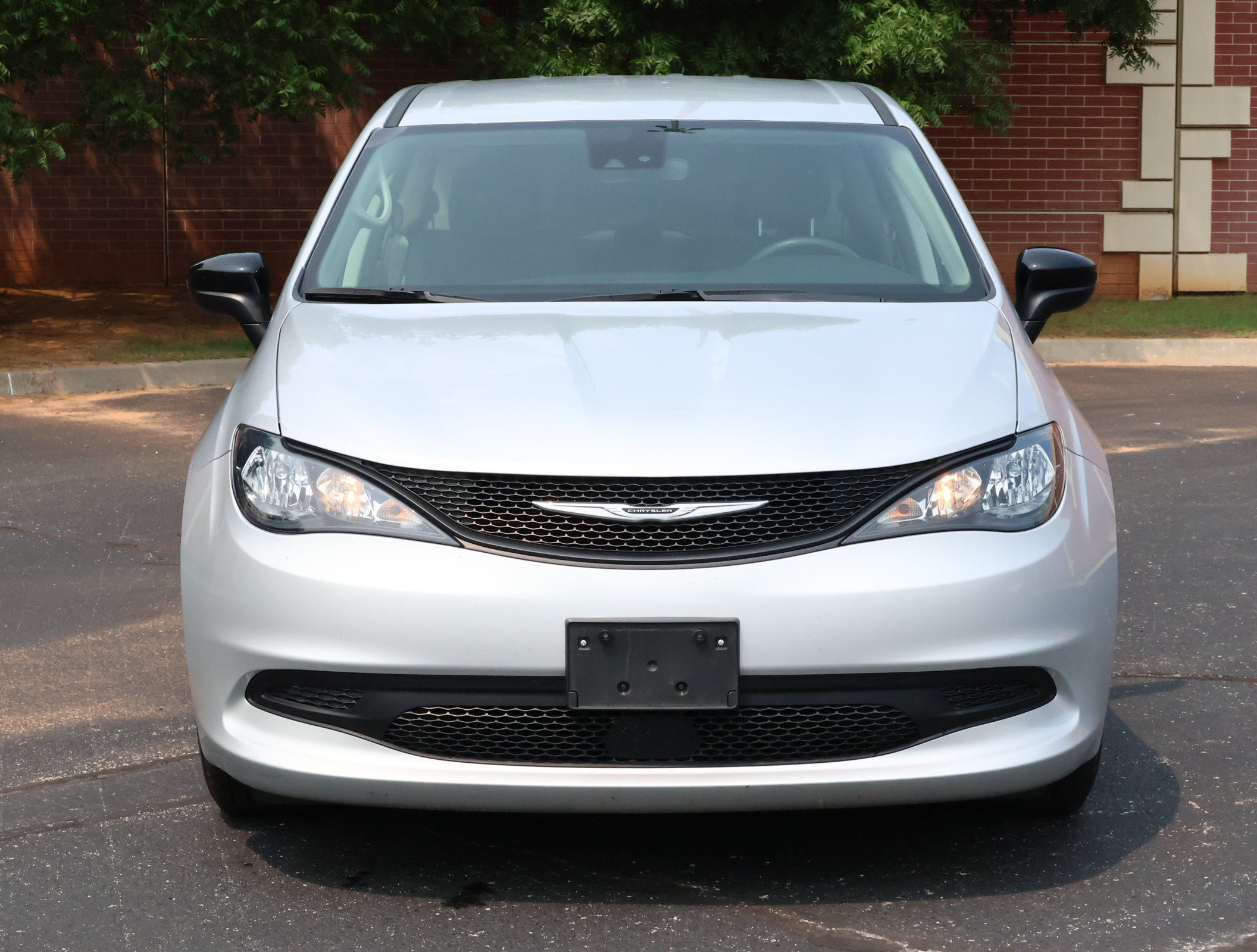 Used 2024 Chrysler Voyager LX FWD image 26