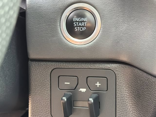 Used 2023 Toyota Tundra Platinum RWD image 29