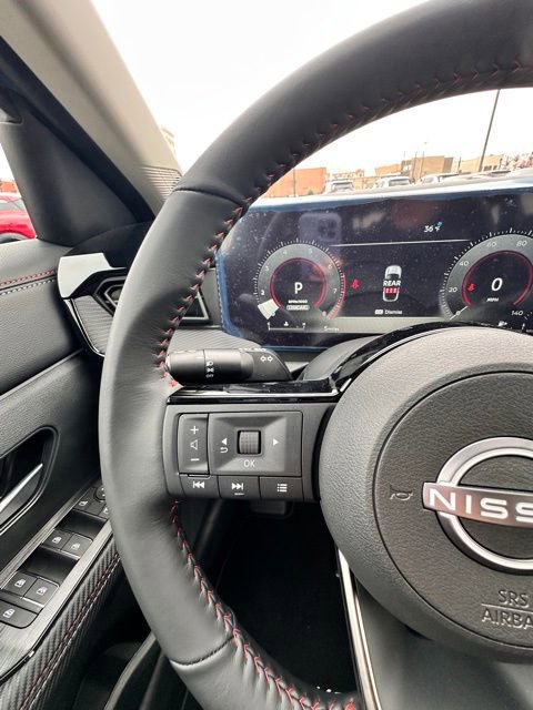 New 2025 Nissan Kicks SR image 16
