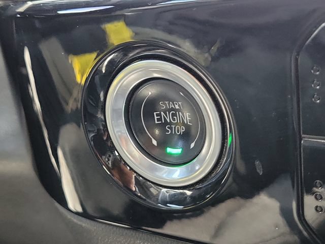 Used 2024 Chevrolet Silverado 1500 LT w/ Z71 Off-Road Package AWD/4WD image 32