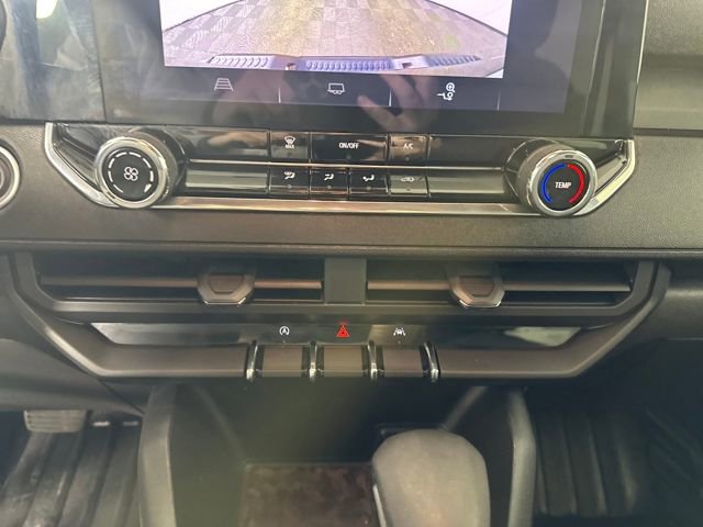 Used 2023 Chevrolet Colorado W/T image 23