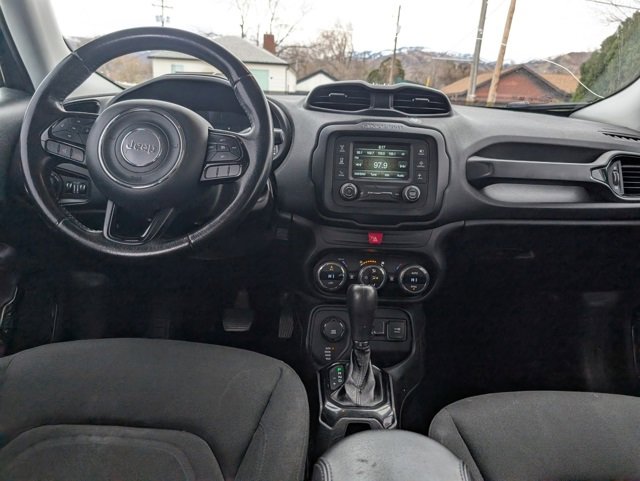 Used 2016 Jeep Renegade Latitude image 7