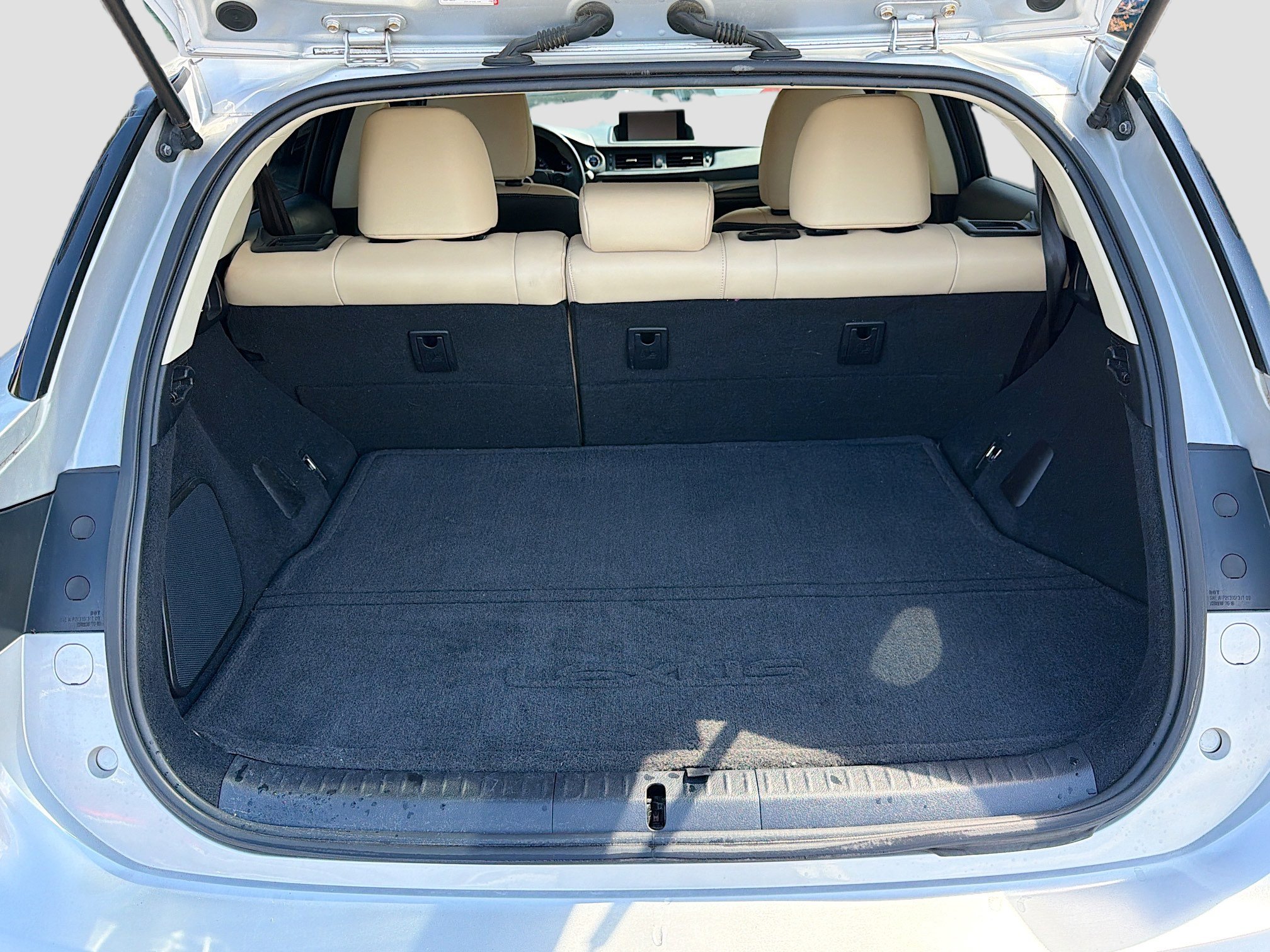 Used 2015 Lexus CT 200h w/ Navigation Package image 12