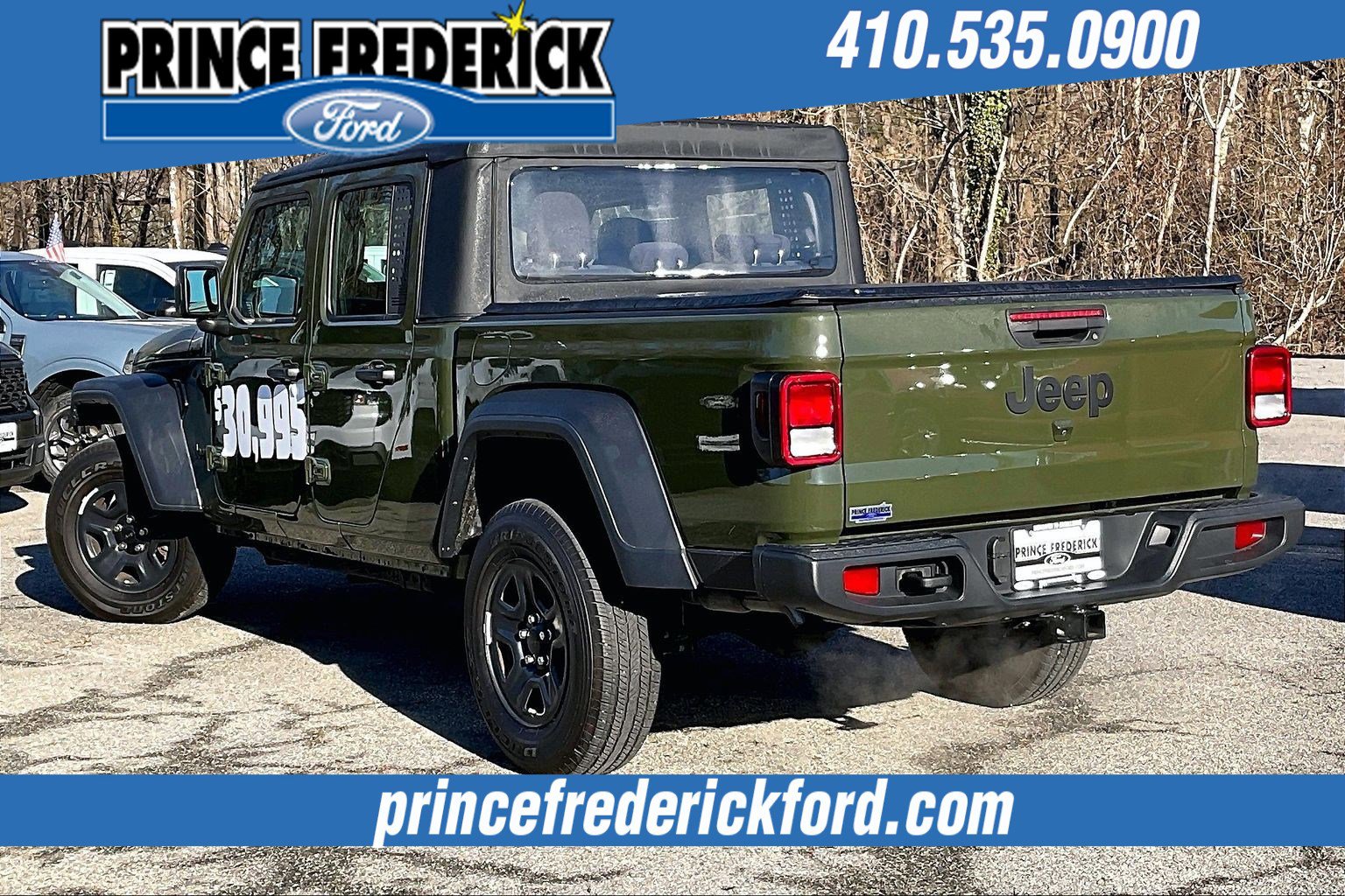 Used 2023 Jeep Gladiator Sport image 10