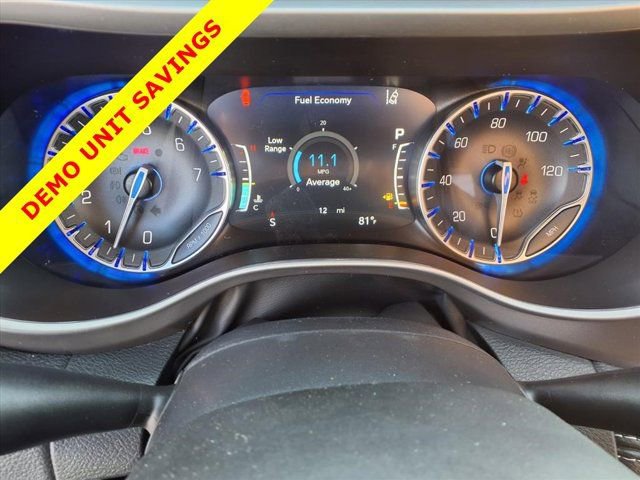 New 2026 Chrysler Pacifica Select image 14