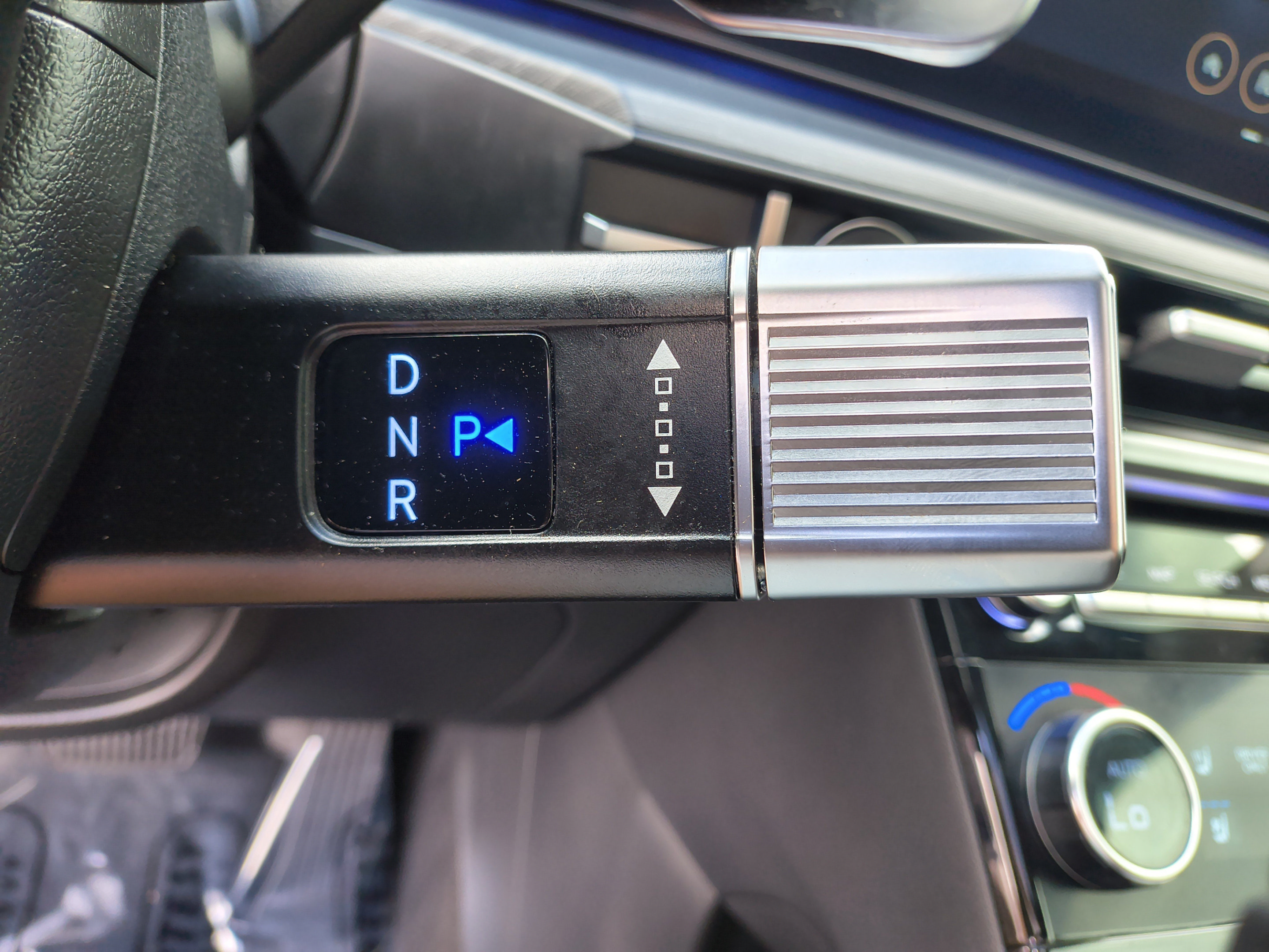 Certified 2025 Hyundai Santa Fe Limited FWD image 30