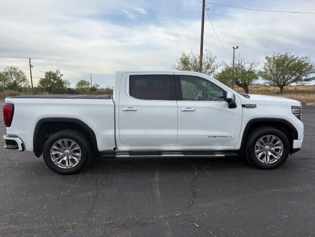 Used 2022 GMC Sierra 1500 Denali image 6
