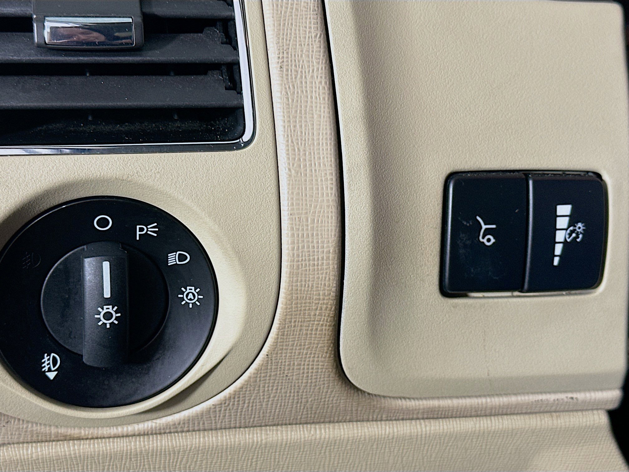 Used 2014 Ford Flex Limited w/ Class III Trailer Tow Package image 17