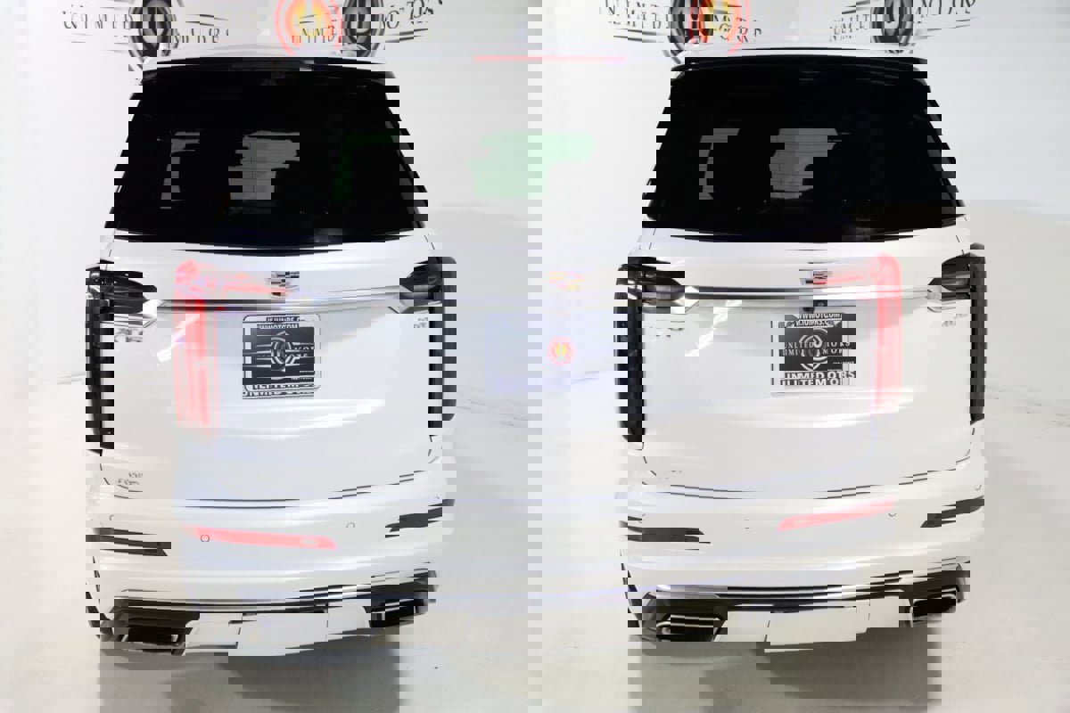 Used 2022 Cadillac XT6 Premium Luxury w/ Technology Package image 24
