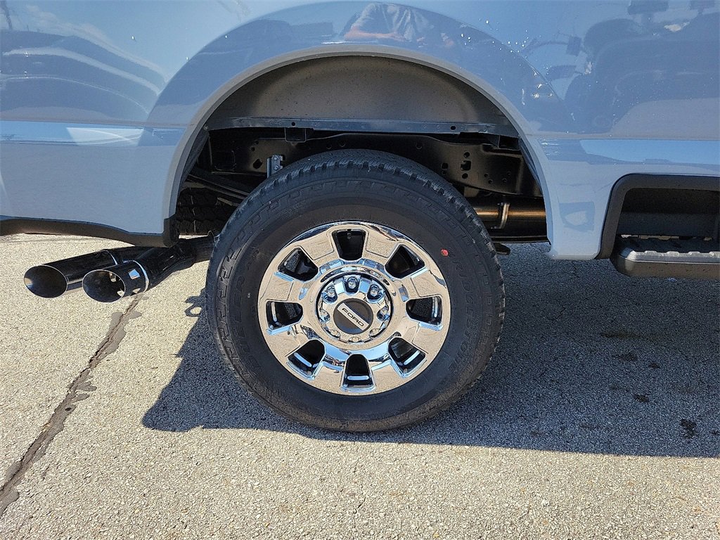 New 2026 Ford F250 Lariat image 7