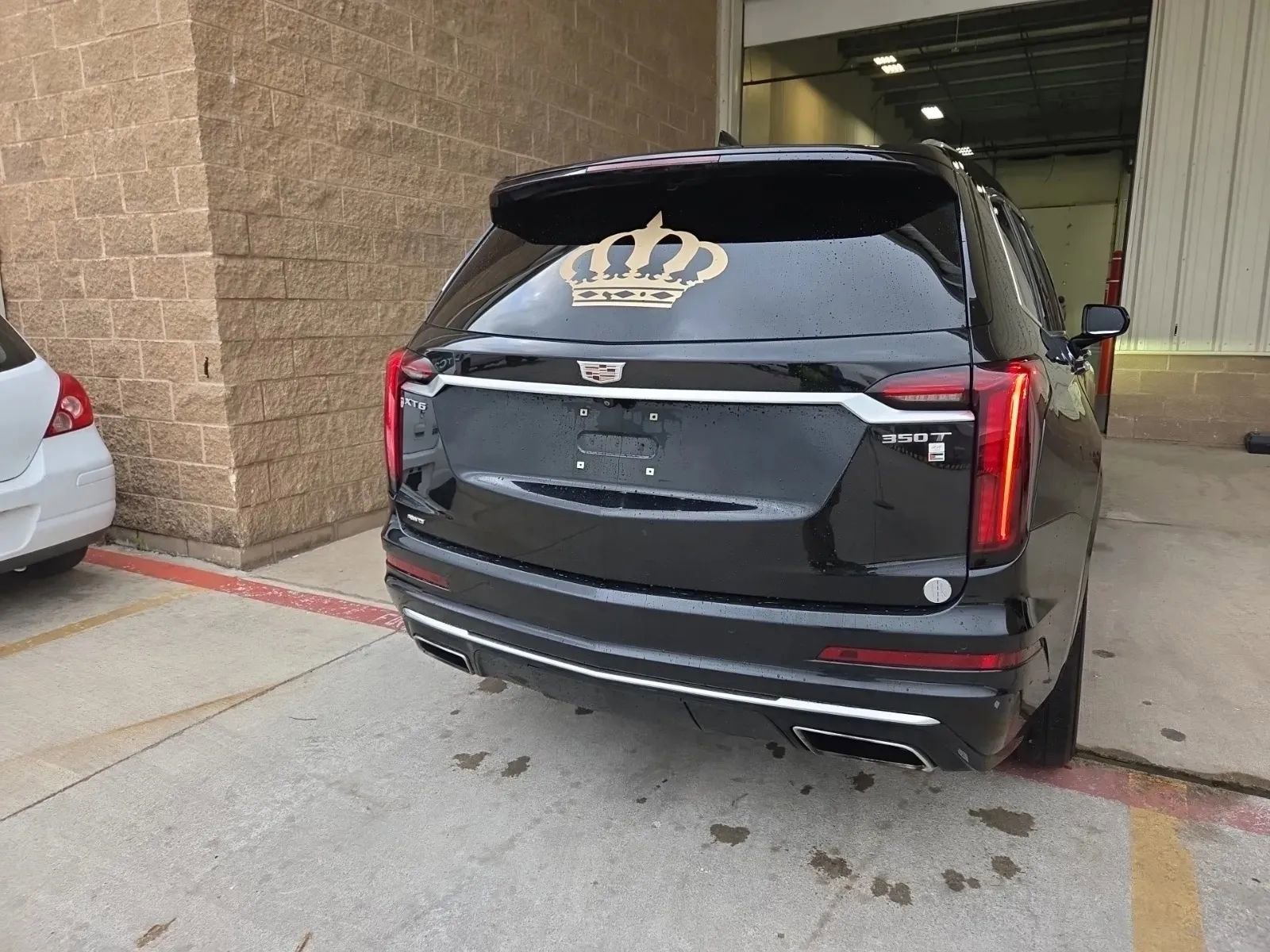 Used 2021 Cadillac XT6 Luxury w/ LPO, Floor Liner Package AWD/4WD image 3