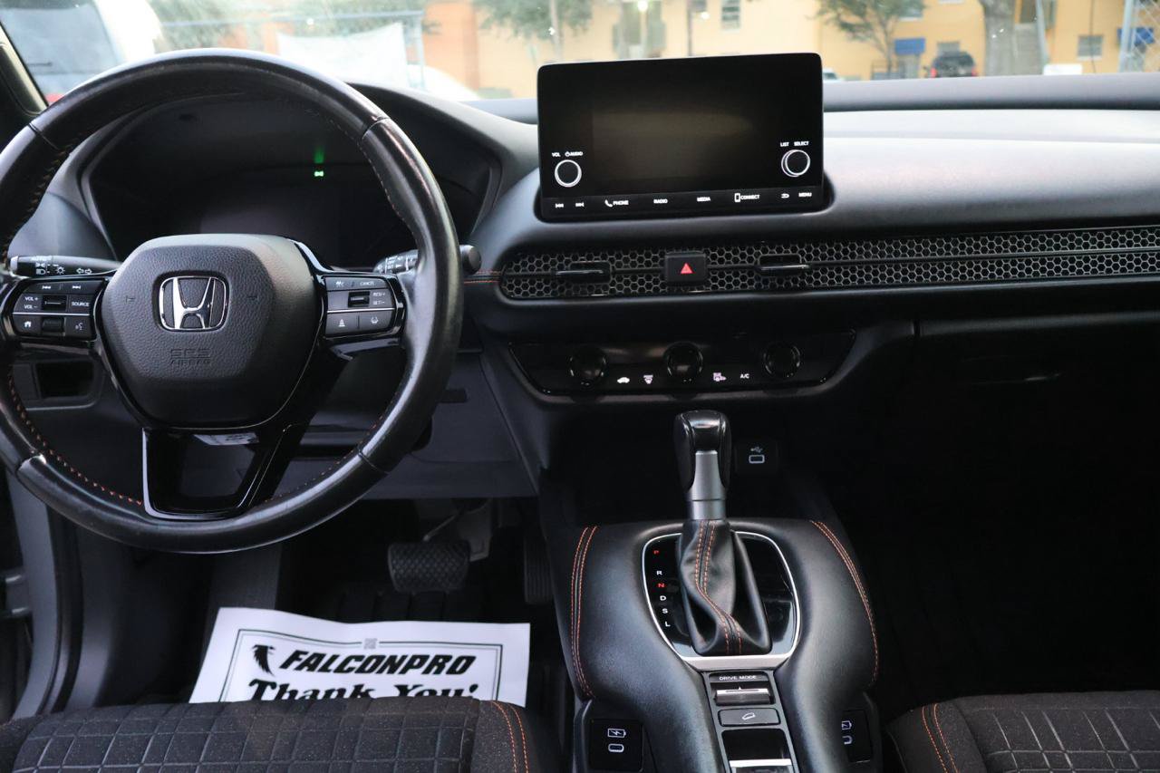 Used 2024 Honda HR-V Sport image 15
