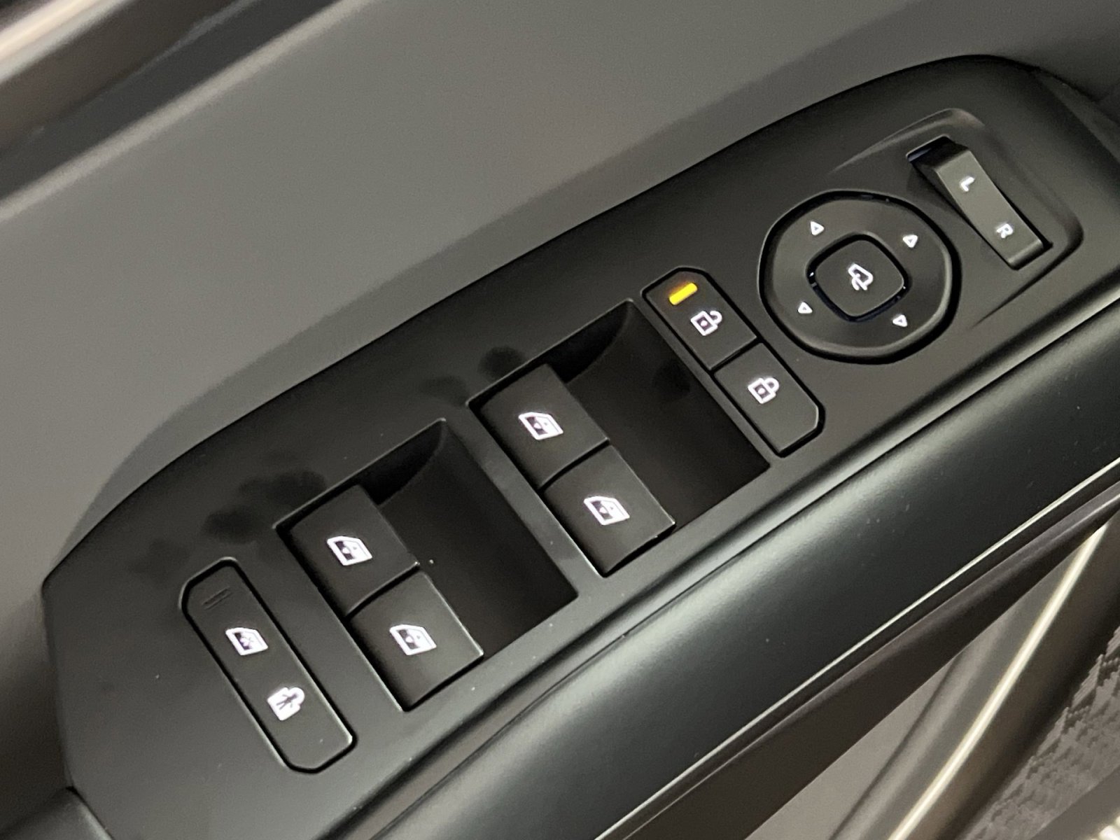 New 2026 Kia EV9 Wind image 13