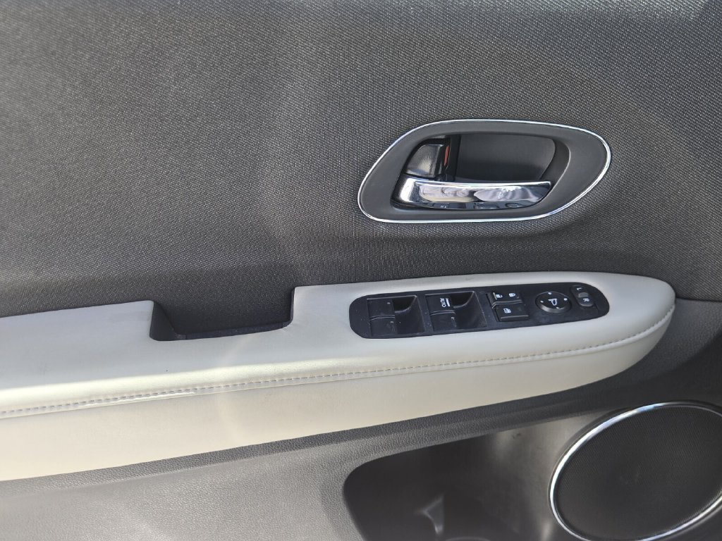 Certified 2022 Honda HR-V EX image 27