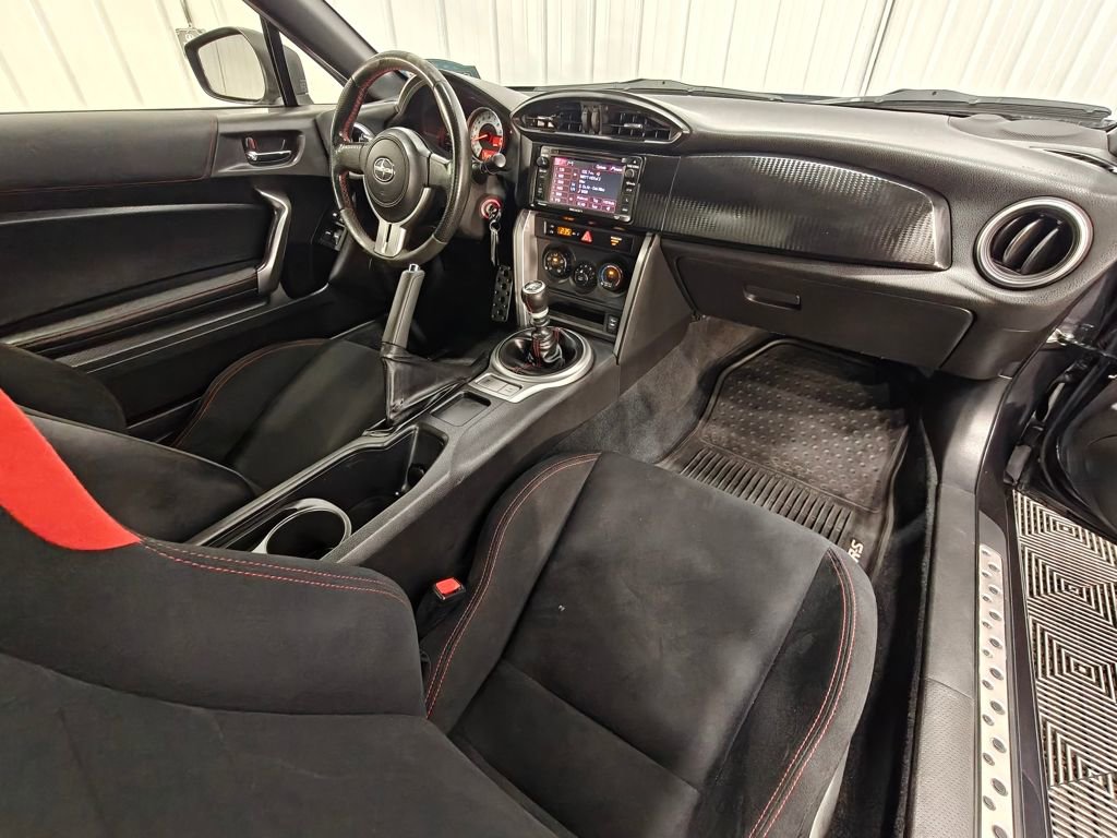 Used 2013 Scion FR-S RWD image 23