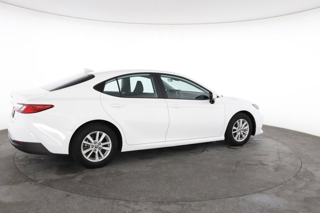 Used 2025 Toyota Camry LE FWD image 13